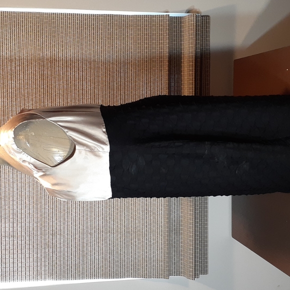 Sensuous Black and Gold Cocktail/Formal Dress by London Times Size 16W - Picture 5 of 8